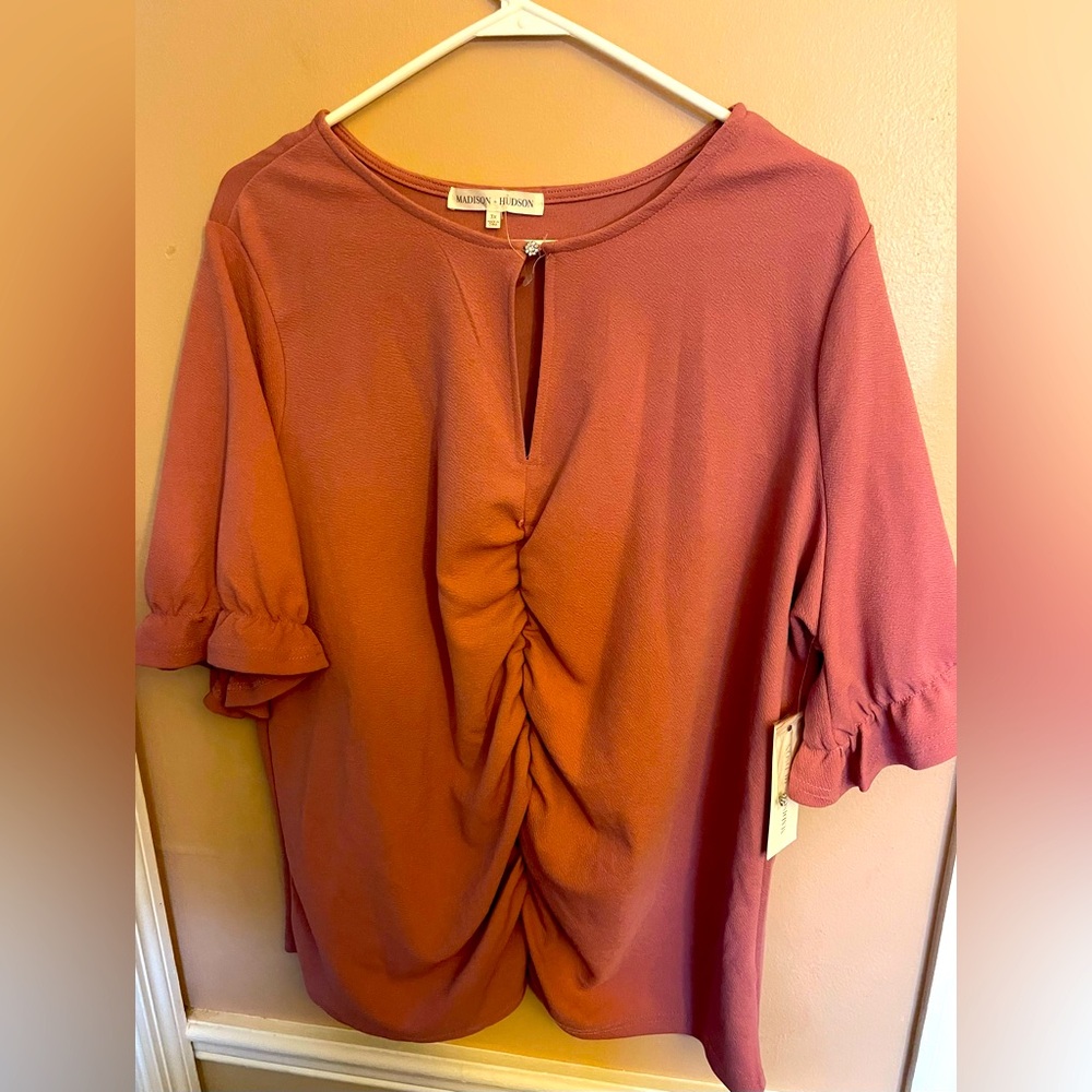 Madison and Hudson women’s rose color blouse size 3X